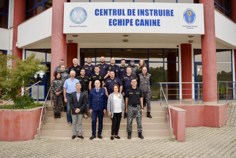 Read more about the article Participation of representatives of the Department for Specialized Training and Canine Services of the State Customs Service of Ukraine, Odessa and Kyiv Customs in an advanced canine training course